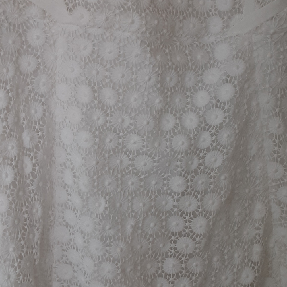 A pea in a pod pre-pregnancy dress in white - Picture 4 of 8